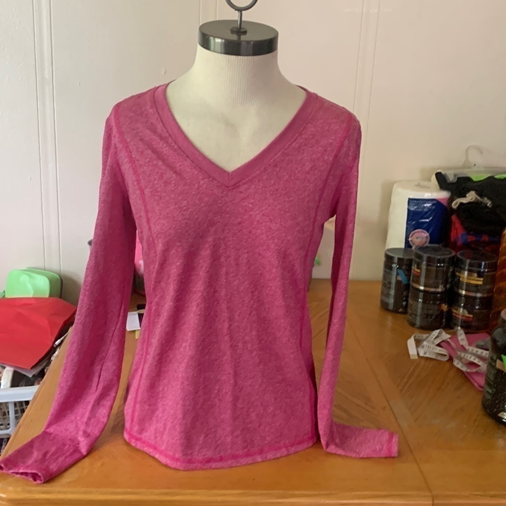 𝅺DAN Skin now semi fitted workout long sleeved shirt